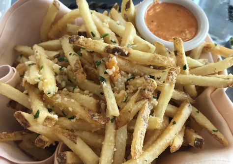 Bbq Apps, Disneyland Recipes, Cajun Remoulade, Magical Recipes, Garlic Parmesan Fries, Disney Dishes, Carb Sides, Famous Recipes, Disney Magical