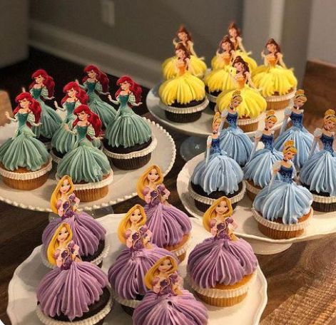 Kue Disney, Superhero Cupcake Toppers, Superhero Cupcakes, Princess Cupcake, Princess Cupcake Toppers, Custom Cupcake Toppers, Disney Princess Birthday Party, Princess Theme Birthday, Princess Theme Birthday Party