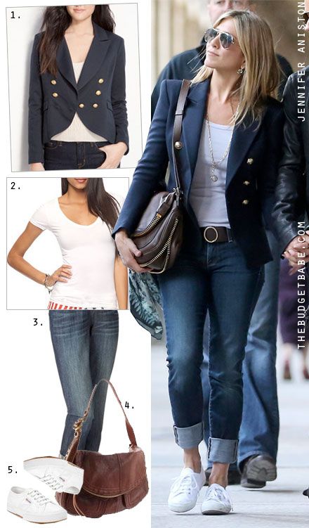 Dress by Number: Jennifer Aniston's Navy Blazer and White Sneakers Blazer Outfits Women, How To Fold Jeans, Jennifer Anniston Style, Jennifer Aniston Style, Jenifer Aniston, Looks Jeans, Blazer Outfits For Women, Rolled Up Jeans, White Jeans Outfit