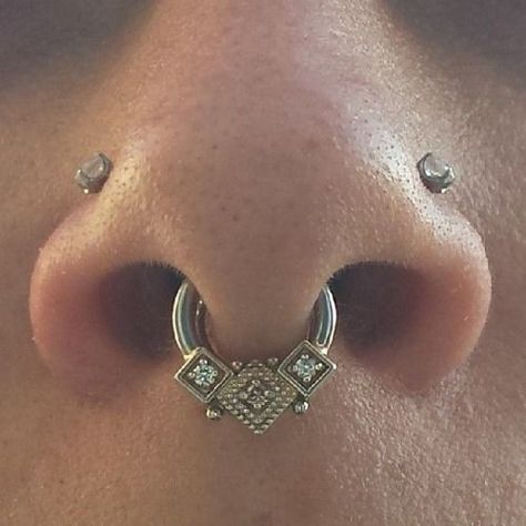 Double Nose Piercing, We Are Open Today, Sterling Silver Nose Rings, Tattoo Zeichnungen, Cool Piercings, Silver Nose Ring, Ring In The New Year, Body Adornment, Septum Jewelry