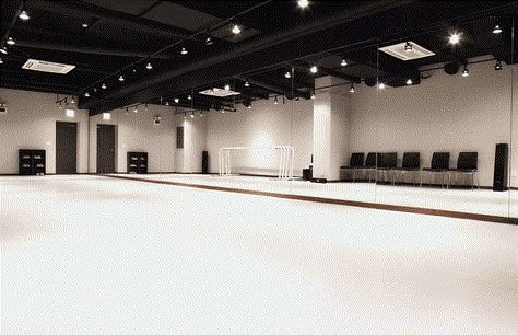 Dance Room Design, Yg Dance Practice Room, Studio Dance Room, Dance Studio Lighting, Dance Practice Room Aesthetic, Dance Practice Room, Studio Dance, Yg Dance Studio, Studio Dance Room Kpop