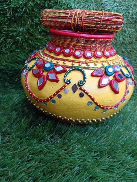 Clay n painting work with mirror n gota Patti Mud Pot Decoration Ideas, Pot Decoration Ideas, Kalash Decoration, Pot Making, Pot Decoration, Pottery Painting Designs, Art And Craft Videos, Dresses Indian, Painting Designs