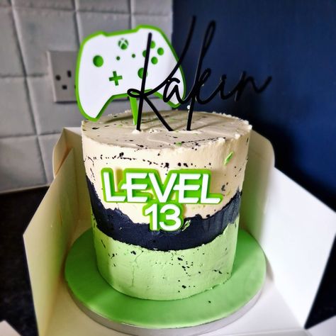 Gamer Dessert Table, Level 10 Unlocked Birthday Cake, Birthday Cakes For 11 Year Boys, Gamer Cake Pops, Gaming Birthday Cakes For Boys, Level 13 Unlocked Cake, Gaming Cake Ideas, Gaming Cupcakes, Gaming Cake Topper