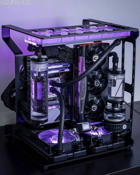 Gaming Setups | Gaming PCs 🎮 on Instagram: “THAT LOOKS CRAZY COOL RIGHT!?🔥🔥🔥💜💜 --------------------------------------------------------------------------------------------- Follow me…” Custom Pc Desk, Custom Computer Case, Diy Pc, Best Gaming Setup, Pc Builds, Computer Gaming Room, Gaming Pc Build, Computer Desk Setup, Pc Build