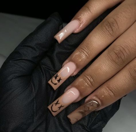 Middle Nail Design, Braider Nails, Bb Nails, Nail Stylist, Acrylic Nails Nude, Nails Classy, Nails Nude, Drip Nails, Ombre Acrylic Nails