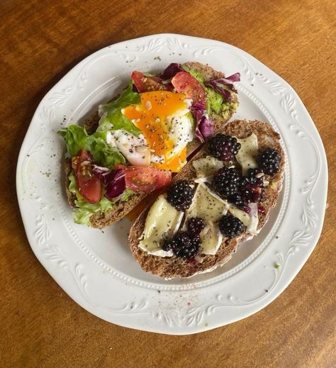 Sourdough Rye, Homemade Sourdough, Brie Cheese, Local Honey, Healthy Food Motivation, Food Is Fuel, Food Bowl, Food Obsession, Beautiful Food