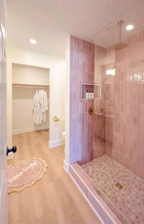 Tile Shower Designs, Pink Bathroom Aesthetic, Shower Preppy, Bathroom Tile Design Ideas, Feminine Bathroom, Yellow Kitchen Cabinets, Tile Design Ideas, Bathroom Aesthetic, Pink Tiles