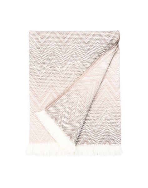 Plaid | Fall Winter 17 | MissoniHome Beige Throws, Missoni Home, Chevron Design, Fashion House, Chevron Pattern, Reading Nook, Bedding Collections, Merino Wool Blanket, Dusty Blue