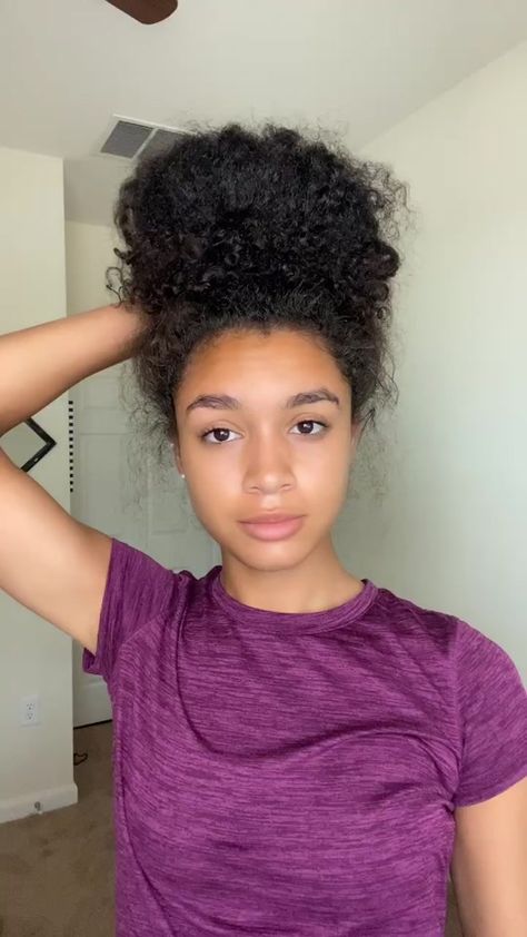 #curlyhairstyles Hashtag Videos on TikTok Braided Crown, Crown Braid, Short Videos, Curly Hair Styles, Braids, Cute Outfits, Crown, Human, Hair Styles