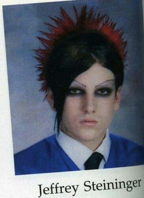 Jeffree Star- the early years Jeffree Star Myspace, Funny Yearbook, High School Photos, Scene Style, Yearbook Pictures, Dramatic Photos, Yearbook Quotes, Yearbook Photos, Bad Kids