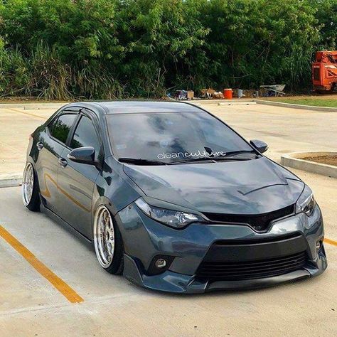 Slammed Rolla   #rollanation #2020corolla #corollastance #wheels #jdm #stancenation #corolla #toyotacorolla #corollalife #stance #decal #graphics  https://buff.ly/2qGpBoV Toyota Corolla 2010, Honda Civic Car, Civic Car, Corolla Altis, Stanced Cars, Toyota Corolla Le, Toyota Supra Mk4, Mom Car, Toyota Vios