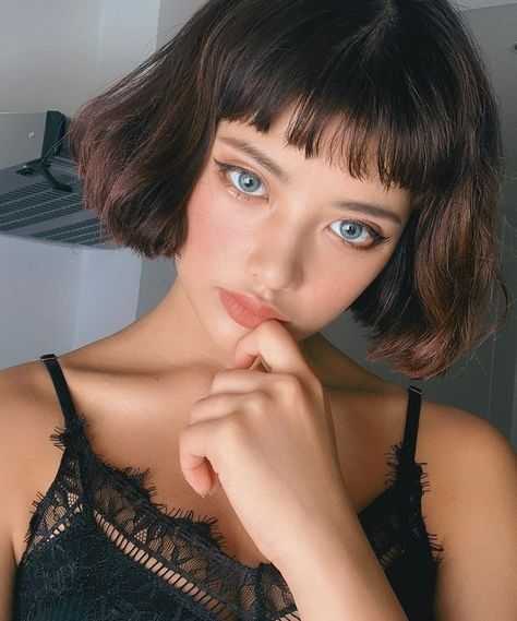 Front Hair Styles Easy, French Bob, Bob Haircut With Bangs, Cut Her Hair, Front Hair Styles, Short Hair Styles Easy, Asian Hair, Grunge Hair, Aesthetic Hair