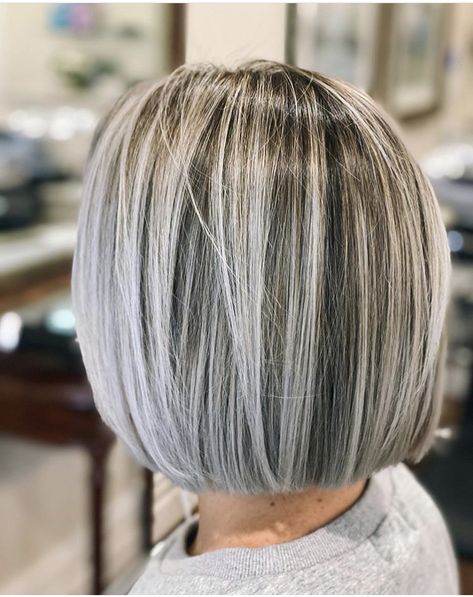 Short Haircuts Ideas, Short Bob Pixie, Haircut Gray Hair, Grey Blonde Hair, Bob Pixie, Grey Hair Dye, Grey Hair Transformation, Silver Blonde Hair, Haircuts Ideas