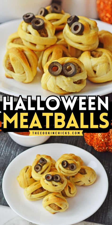 Transform ordinary meatballs into cute mummies with this simple and tasty Halloween Mummy Meatball recipe! Easy and delicious! Halloween Meatball Mummies, Halloween Mummy Meatballs, Mummy Meatballs Halloween Foods, Simple Halloween Dinner Ideas, Mummy Appetizer, Meatballs Halloween, Easy Layered Nacho Dip, Meatball Mummies, Mummy Meatballs