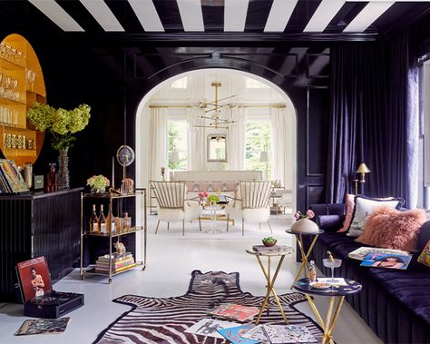 Get Cozy: 18 Sumptuous Spaces We’re Coveting - The Scout Guide Hollywood Regency Aesthetic, Regency Interior Design, Regency Interior, Regency Home, Hollywood Regency Home, Whiskey Lounge, North Carolina Homes, Hollywood Regency Style, Painted Ceiling