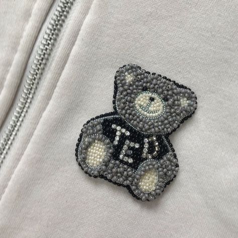 Available for sale at my Instagram ! Beaded Teddy Bear, Beads Embroidery, Business Idea, Small Business Ideas, Bead Embroidery, Beaded Embroidery, Hobbies, Teddy Bear, Small Business