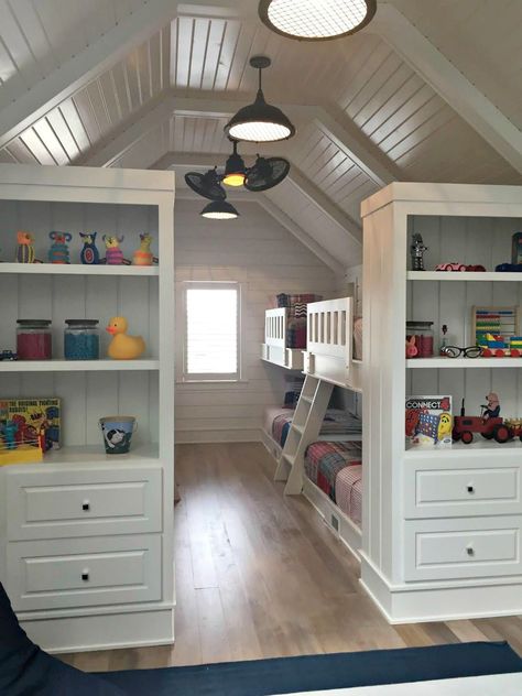 Bonus Room Design, Attic Bedroom Designs, Bunk Beds Built In, Murphy Bed Plans, Bunk Rooms, Bunk Bed Designs, Attic Bedrooms, Attic Renovation, Attic Spaces