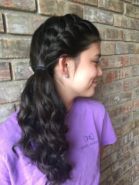 French braid with curled hair in a side ponytail Bread Hairstyles, Side French Braid, Side French Braids, Curled Hair, Side Ponytail, Braid Patterns, French Braid, Curled Hairstyles, Dreadlocks