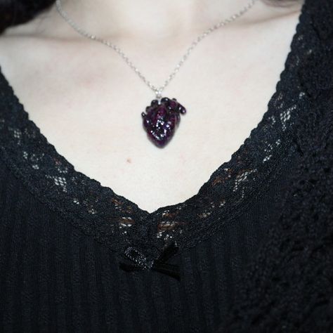 anatomical heart anatomy aesthetic gore blood bloody goth gothic handmade diy inspo inspiration jewelry purple halloween dark coquette whimsical style fashion demtelle witch witchy outfit fit black reference Goth Witch Aesthetic Outfit, Bella Goth Aesthetic, Halloween Goth Aesthetic, Gothic Jewelry Aesthetic, Dark Coquette Jewelry, Goth Aesthetic Purple, Gothic Coquette Aesthetic, Dark Purple Aesthetic Outfit, Goth Jewelry Aesthetic