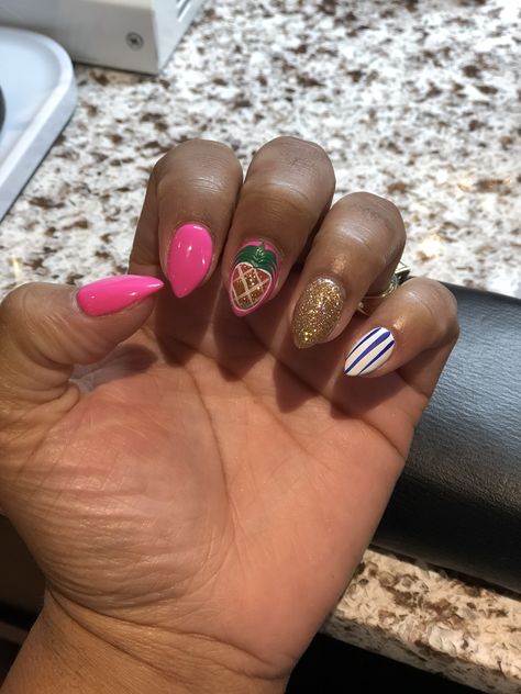 Summer Vacation Nails, Vacation Nails Beach, Chrome Nail Art, Natural Nail Art, Valentine Nail Art, Japanese Nails, Round Nails, Pretty Nail Designs, Vacation Nails