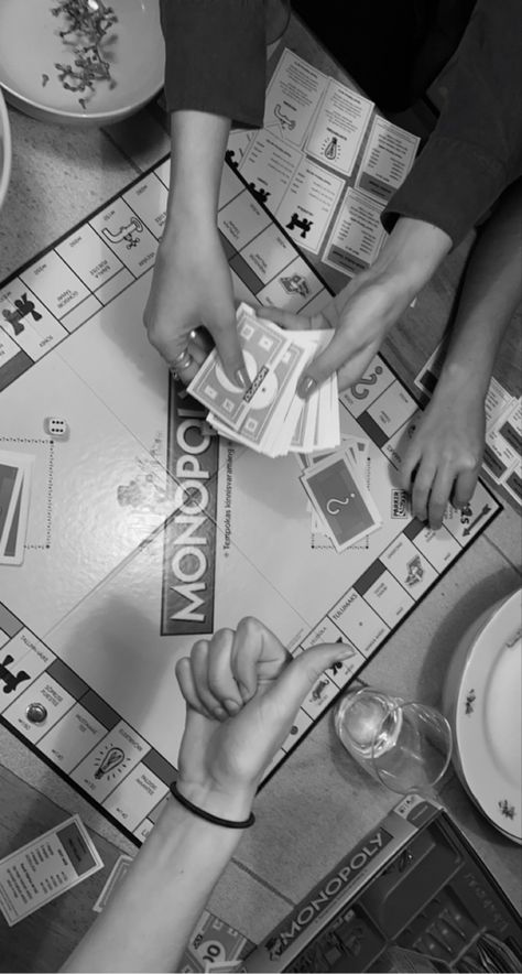 Monopoly Game Aesthetic, Monopoly Night Aesthetic, Family Board Game Night Aesthetic, Boardgame Night Aesthetic, Monopoly Fake Story, Family Game Night Aesthetic, Board Game Night Aesthetic, Boardgame Aesthetic, Monopoly Aesthetic