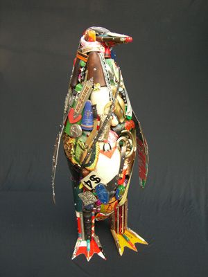 Ocean Trash, Recycle Sculpture, Bird Sculptures, Trash Art, Upcycled Art, Found Object Art, Junk Art, Found Art, Bird Sculpture