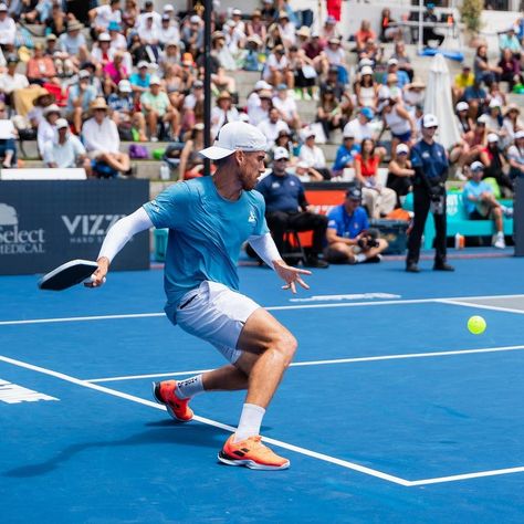 The Exercise Worth Of Pickleball In contrast To Different Racquet Sports activities Check more at https://dailynewsfeeds.com/the-exercise-worth-of-pickleball-in-contrast-to-different-racquet-sports-activities/ Tennis Doubles, Apple Fitness, Racquetball, Sport Illustration, Racquet Sports, Workout Apps, A Workout, Sports Activities, Burn Calories