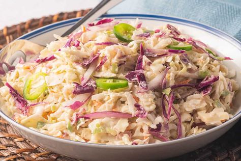 Cajun Coleslaw ⋆ Cajun Broccoli, Cajun Coleslaw, Summer Picnic Salads, Main Dish Salad Recipes, Spicy Coleslaw, Grilled Chicken Legs, Easy Summer Side Dishes, Bbq Cookout, Bbq Salads