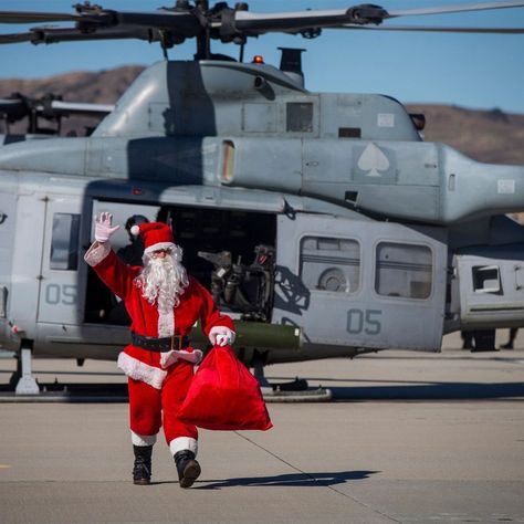 Santa Claus is coming to town! 🎅🎄 ⠀⠀⠀⠀�⠀⠀⠀⠀⠀⠀⠀⠀ Santa joyfully welcomes U.S. Marines and their families at the annual holiday party hosted by the Marine Light Attack Helicopter Squadron (HMLA) 469 at Marine Corps Air Station Camp Pendleton, California. ⠀⠀⠀⠀⠀⠀⠀⠀⠀⠀⠀⠀ The @usmarinecorps 🇺🇸 photo by Cpl. Juan Bustos (2018). ⠀⠀⠀⠀⠀⠀⠀⠀⠀⠀⠀⠀ #army #military #usarmy #usmilitary #armedforces #marines #usmarines #militarylife #armystrong #troops #veteran #soldier #marine #santa #xmas #christmas #santa... Camp Pendleton California, Hosting Holiday Party, Military Christmas, Camp Pendleton, Army Strong, Santa Claus Is Coming To Town, Us Marines, The Marine, Military Life