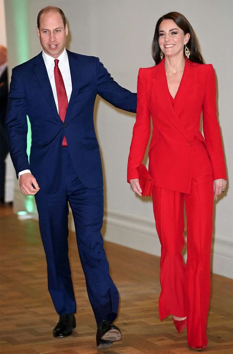 Moda Kate Middleton, Kate Middleton Stil, Red Suits, Style Kate Middleton, Düşes Kate, Prince William Et Kate, Princesse Kate Middleton, William E Kate, Looks Kate Middleton