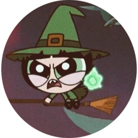 Halloween Instagram Profile Pic, Cartoon Profile Pics Halloween, Spooky Discord Pfp, Funny Halloween Pfp, Spooky Matching Pfp Couple, Cute Halloween Profile Pics, Pdp Halloween, Halloween Pfp Discord, Halloween Profiles