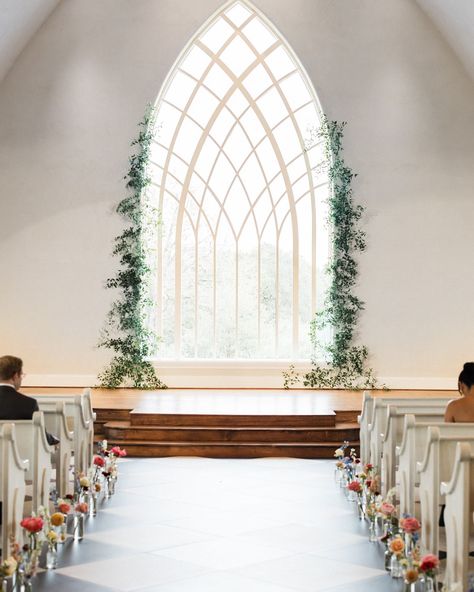 from the aisle to reception tables 🫶🏻 bud vase meadows are such a budget friendly option for indoor weddings! <3 Indoor Weddings, Reception Tables, Indoor Wedding, Reception Table, Bud Vase, Bud Vases, Budget Friendly, Vase, Weddings