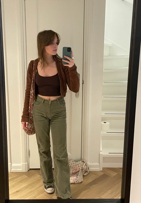 Green Corduroy Pants Outfit Aesthetic, Green Curdory Pants Outfit, Curdory Pants Outfit, Green And Brown Outfits, Green Corduroy Pants Outfit, Brown Shirt Outfit, Green And Brown Outfit, Closet Outfits, Corduroy Pants Outfit