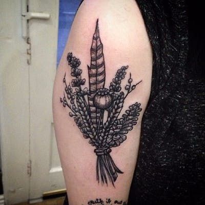 Black Flowers Bouquet, Grey Bouquet, Flower Bouquet Tattoo, Feather Bouquet, Black Bouquet, Bouquet Tattoo, Book Tattoo, Black Flowers, Floral Botanical