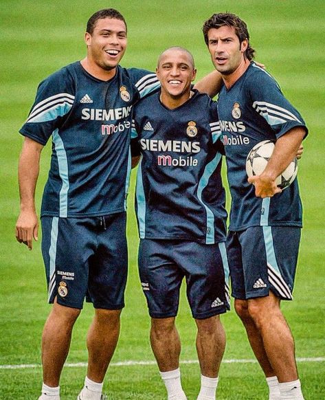 Ronaldo Nazario, Roberto Carlos da Silva y Luís Figo (Real Madrid) Champions League Poster, Brazil Football Team, Boyfriend Birthday Quotes, Ronaldo Real Madrid, Real Madrid Wallpapers, Ronaldo Real, Madrid Wallpaper, Messi And Ronaldo, Best Football Players