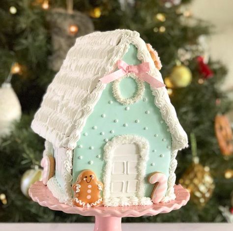 Green Gingerbread House, Gingerbread Inspiration, Gingerbread House Patterns, Excited For Christmas, Cake Studio, Gingerbread Houses, Blue House, Cozy Christmas, Inspiration Board