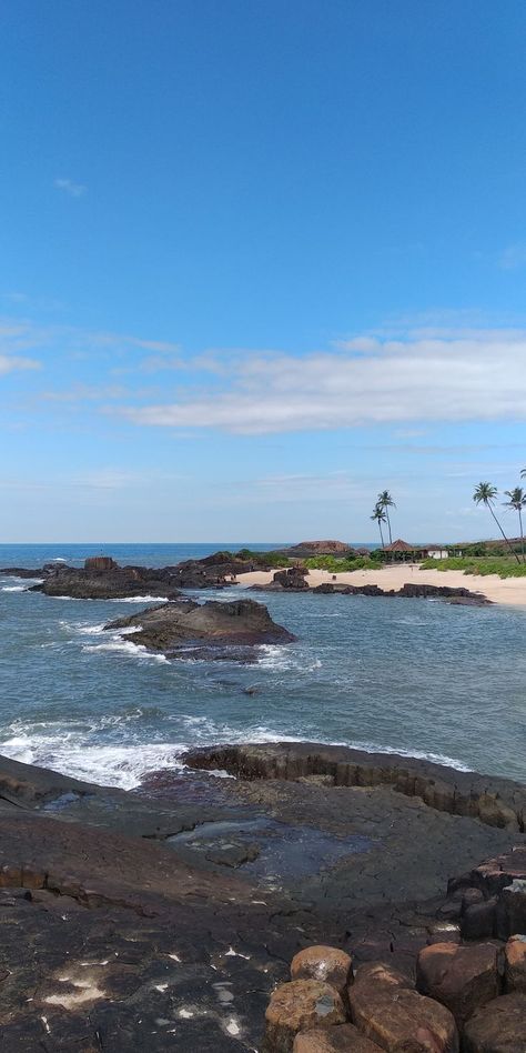 udupi beach photography Malpe Beach Udupi, Udupi Photography, Udupi Beach, Sky Photography Nature, Mangalore, Instagram Funny Videos, Wallpaper Images, Phone Wallpaper Images, Instagram Funny