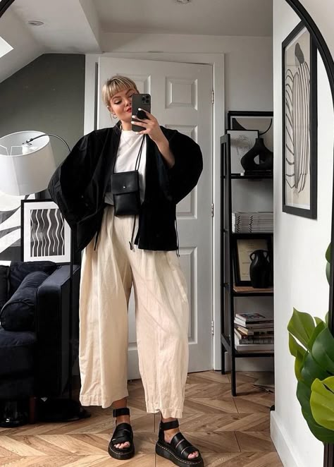 Female Gaze Outfits, Neutral Tone Outfits, Inspo Looks, Street Style Winter, Casual Work Outfits, Spring Summer Outfits, Outfits Casuales, Daily Outfits, Look Fashion