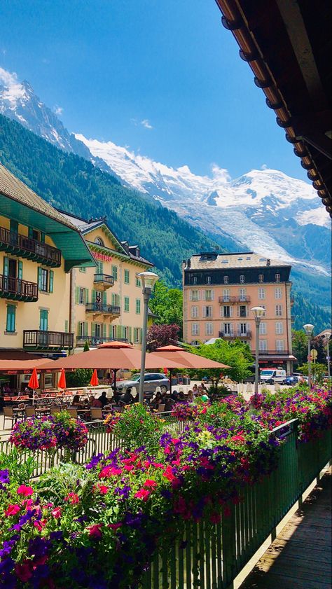 European Summer Landscape, The Alps France, Chamonix France Aesthetic, Mont Blanc France, Chamonix France Summer, French Switzerland, French Alps Aesthetic, Chamonix Summer, Swiss Alps Aesthetic