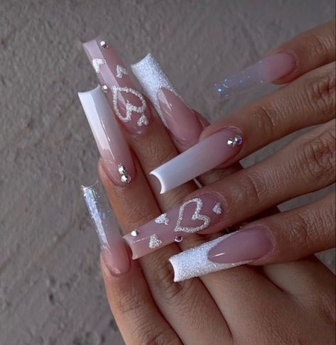 Acrylic Nails Inspiration Long Square, Birthday Nails 20th Long, Long Acrylic Nails Designs Ideas White, Long Wedding Nails For Bride, White Arclyc Nails, Glam Acrylic Nails, Anniversary Nails Ideas, White Birthday Nails, Dope Nail Designs Summer