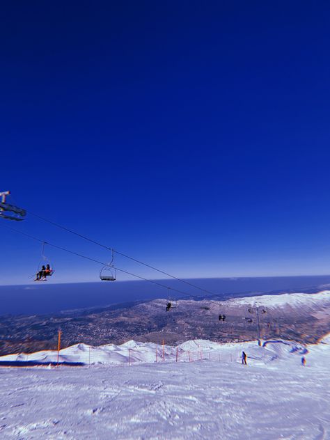 #snow #skiing #lebanon #season22 #snowboarding #ocean #mountains Faraya Lebanon, Ski Culture, Snow Skiing, 2025 Vision, Lebanon, Snowboarding, Middle East, Airplane View, Skiing