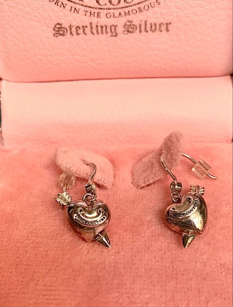 Juicy 2000s, Trashy Y2k Earrings, Vintage Juicy Couture Jewelry, Juicy Couture Bags 2000s, Juicy Couture Necklace Heart, Juicy Couture Earrings, Juicy Couture Jewelry Necklaces, 2000s Clothing, Juicy Couture Jewelry