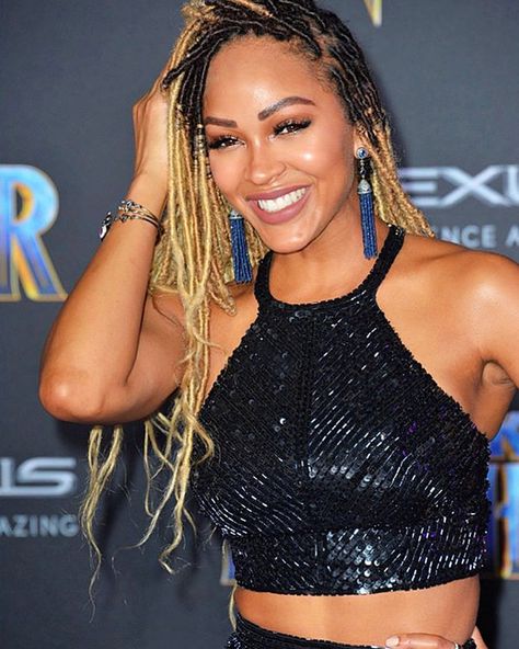 Megan Good Faux Locs, Faux Locs Blonde, Eyebrow Transplant, Megan Good, Protective Style Braids, Wwe Raw Women, Cute Box Braids, Shaved Side Hairstyles, Pretty Braids