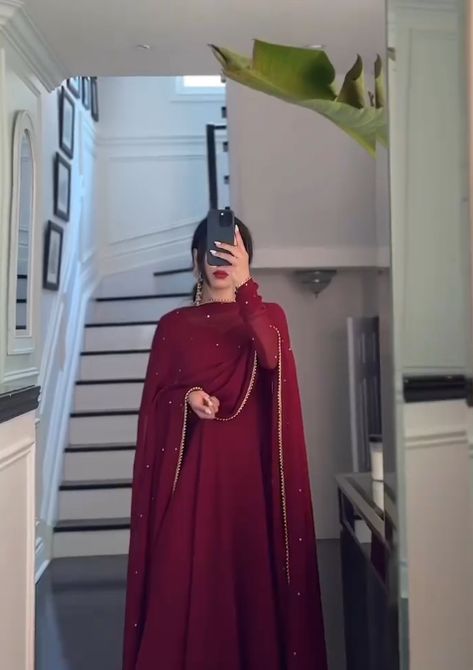 Maroon Desi Outfit, Mehroon Suit Designs Anarkali, Party Dress For Short Height Women, Hair Jwellary Braids, Pakistani Eid Dress Ideas 2024, Desi Pakistani Outfits, Indian Traditional Outfit Women, Eid Outfit Inspo 2024 Pakistani, Eid Outfits Ideas 2024