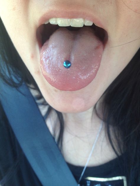 Tounge Piercing Video, Aesthetic Tongue Piercing, Tong Piercing, Frenulum Tongue Piercing, Silver Tounge Piercing, Acrylic Tongue Piercing, Tongue Piercing Aesthetic, Tongue Piercing Jewelry Tongue Rings, Piercing Aesthetic