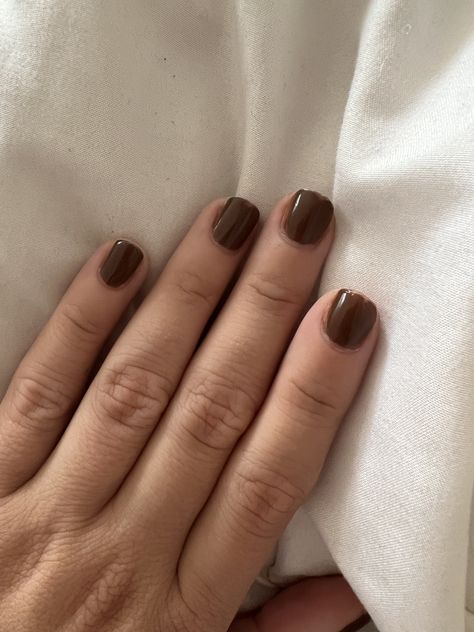 The perfect color for a fall manicure and to get brownie glazed nails. Glazed Nails, Wellness Content, Nail Primer, Essie Gel Couture, Fall Manicure, Gel Couture, Essie Gel, Olive And June, Brown Fall