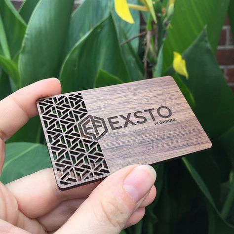 Lasercut Design Ideas, Visiting Cards Design, Laser Engraving Ideas, Laser Cut Business Cards, Laser Engraved Business Cards, Lasercut Ideas, Cnc Machine Projects, Wood Laser Ideas, Cards With Photos