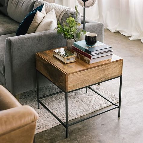 Diy Industrial Home Decor, Industrial Decor Living Room, Storage Side Table, Side Table Styling, Industrial Home Design, Side Table Decor, Industrial Livingroom, Industrial Interior Design, Rustic Storage