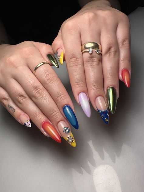 Mixed Metal Nails, Nails Multiple Colors, Mismatch Nails, Mix And Match Nails, Match Nails, Multi Colored Hair, Simple Acrylic Nails, Funky Nails, Nail Art Inspiration