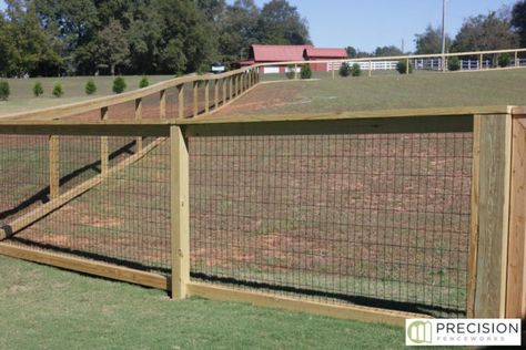 Wire And Wood Fence, Hog Wire Fence, Diy Dog Fence, Livestock Fence, Fence Planning, Welded Wire Fence, Pasture Fencing, Field Fence, Metal Fencing